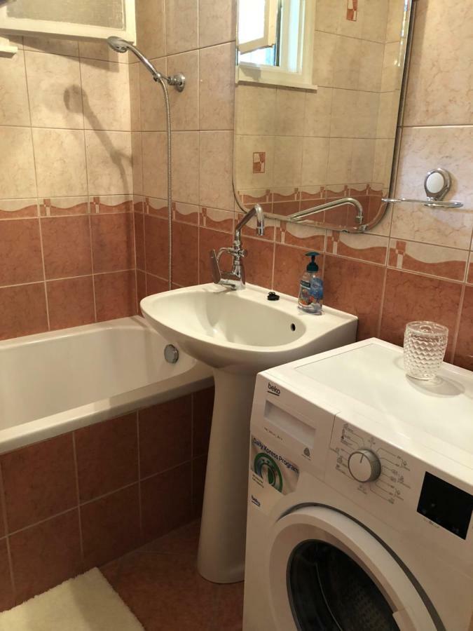 Veranda Apartman Nyiregyhaza Exterior foto